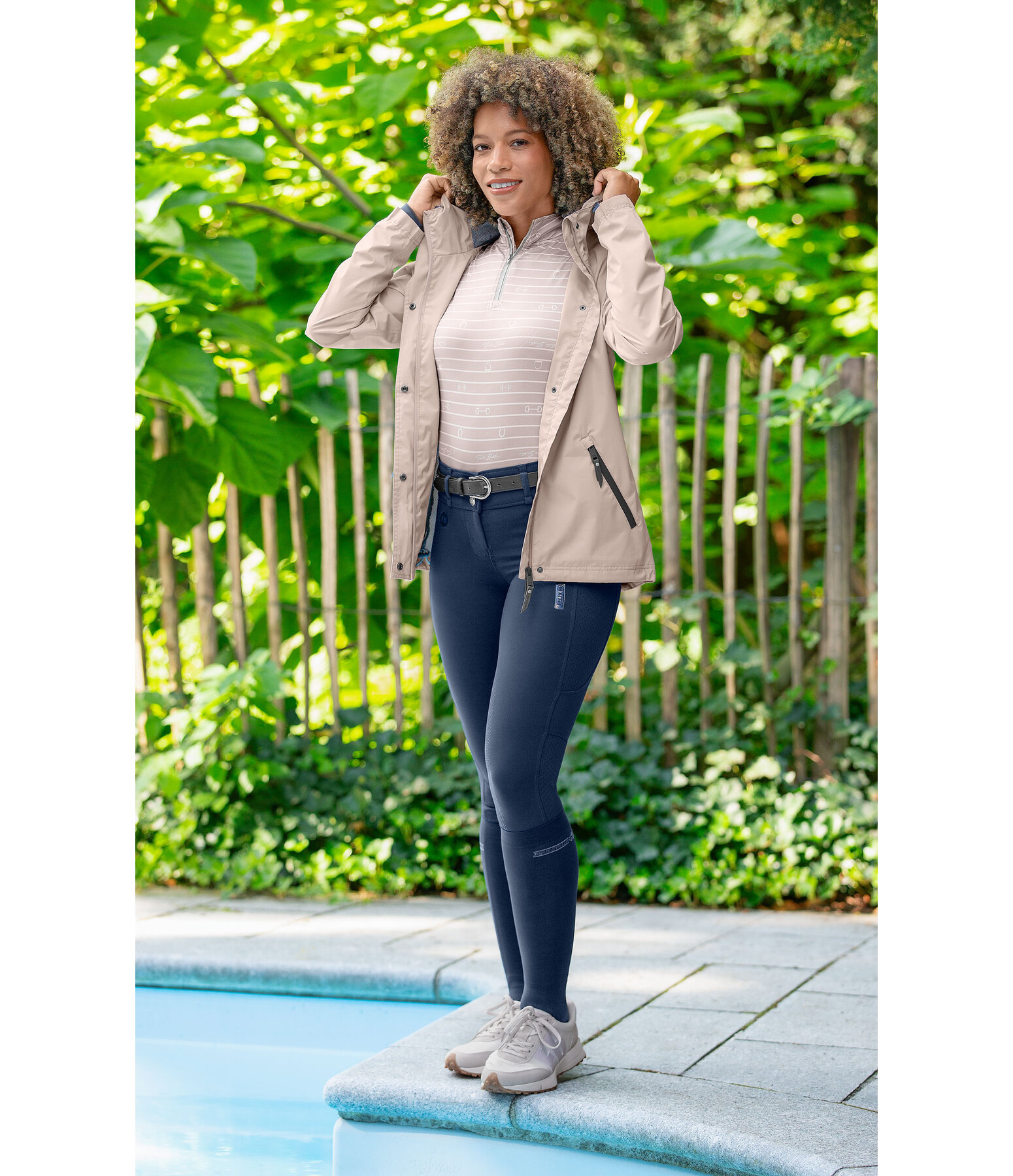 Kapuzen-Funktions-Reitjacke Klara Life Cycle