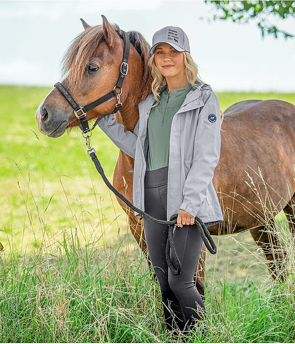 Island-Outfit Stormur in grau