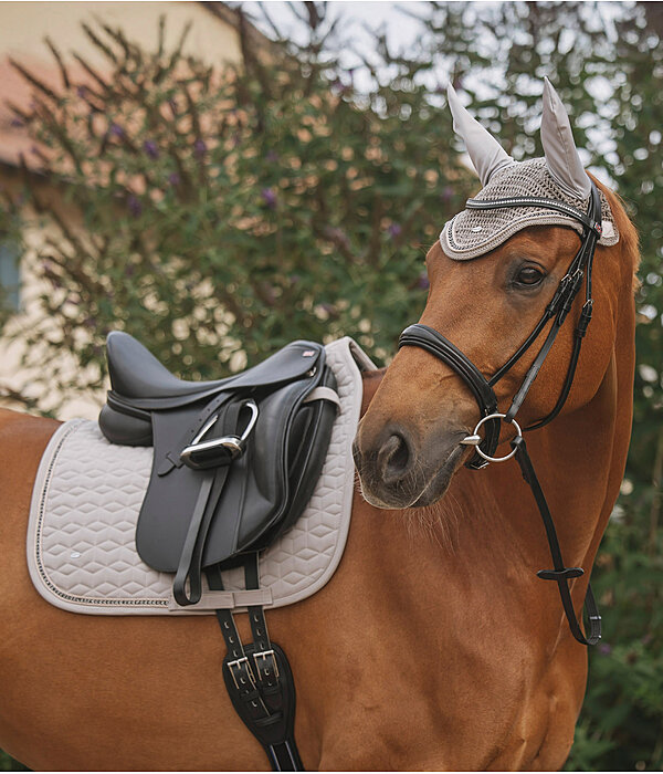 Outfit in Twinkle in taupe