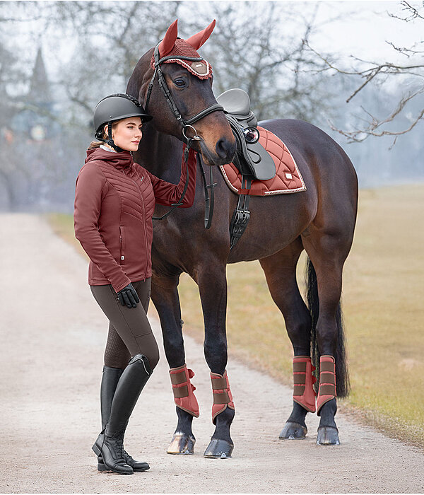 Damen-Outfit Mara in merlot